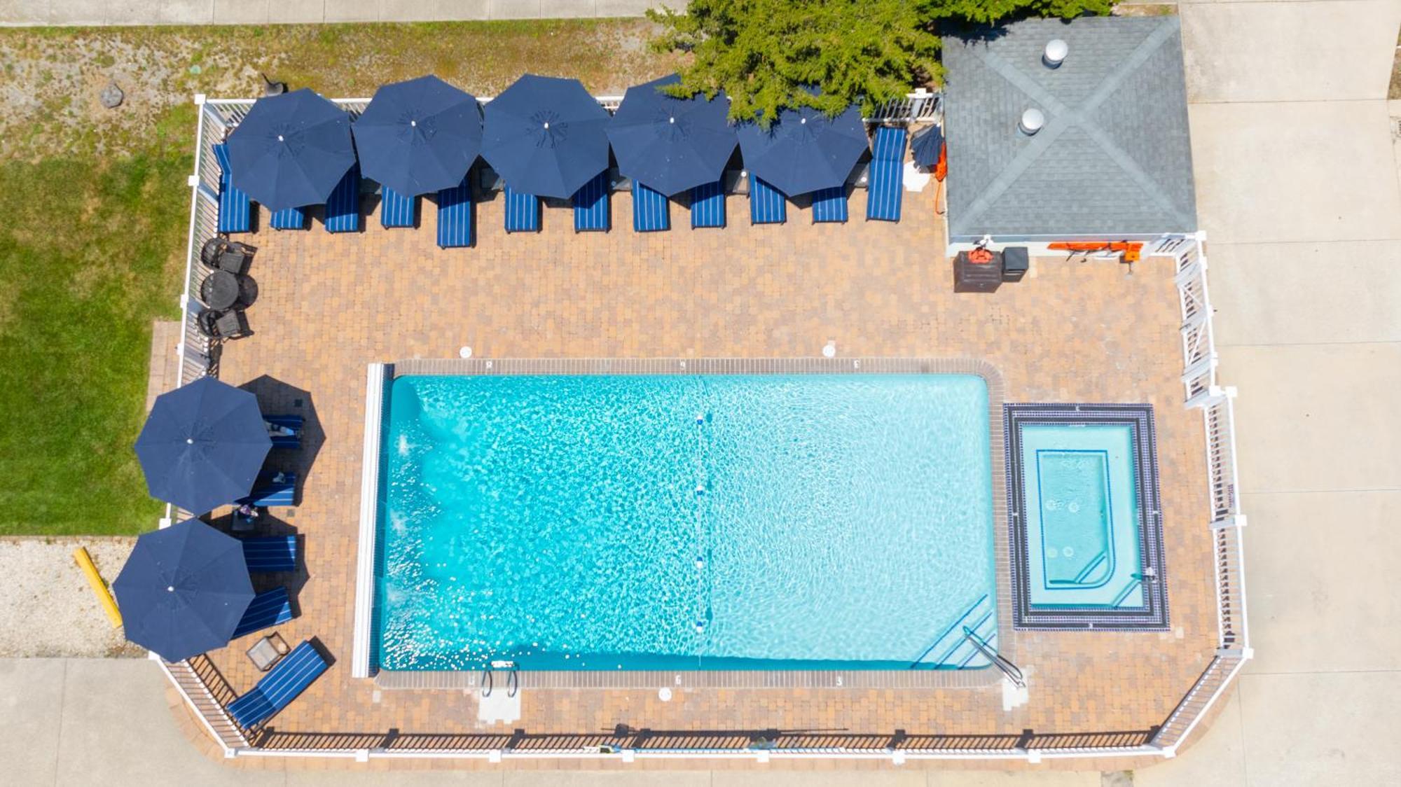 The Beach Club On Madison Avenue Cape May Exterior photo